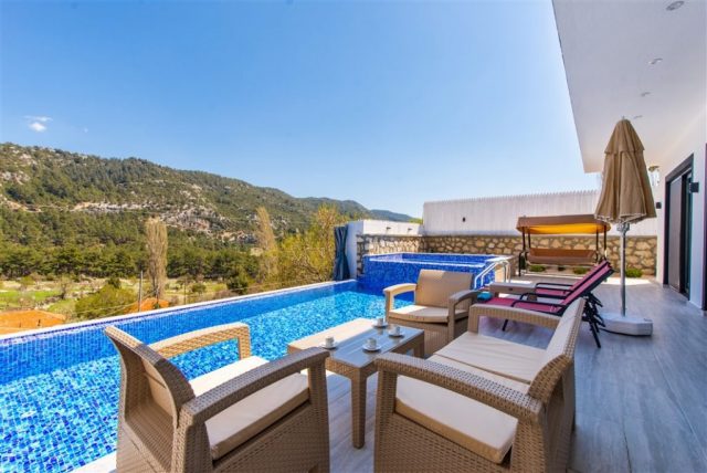Bahçe Dinlenme Alanı Kaş Kiralık Villa Aspava